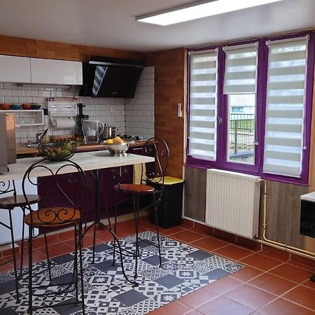 Apartamento Chez David Bressuire Exterior foto